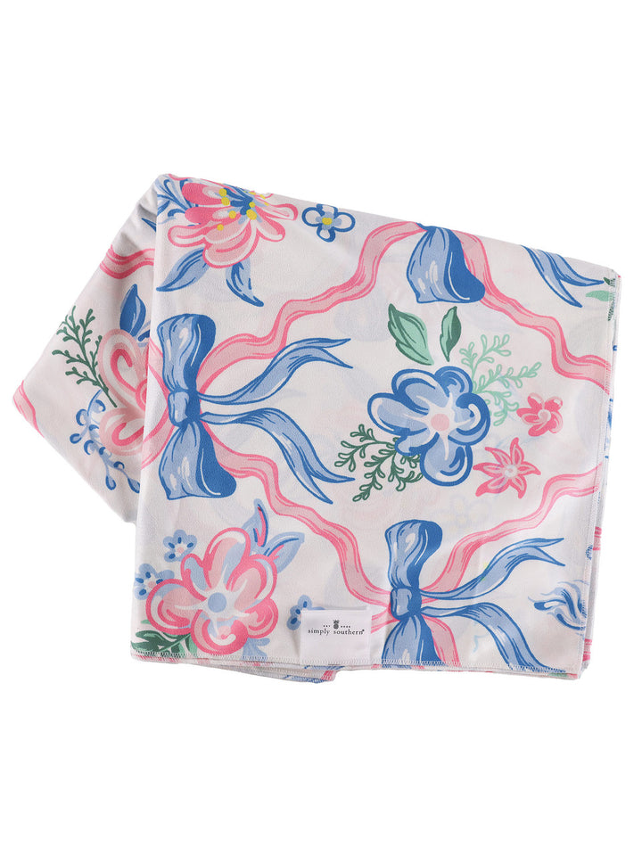 Ribbon Design Towel