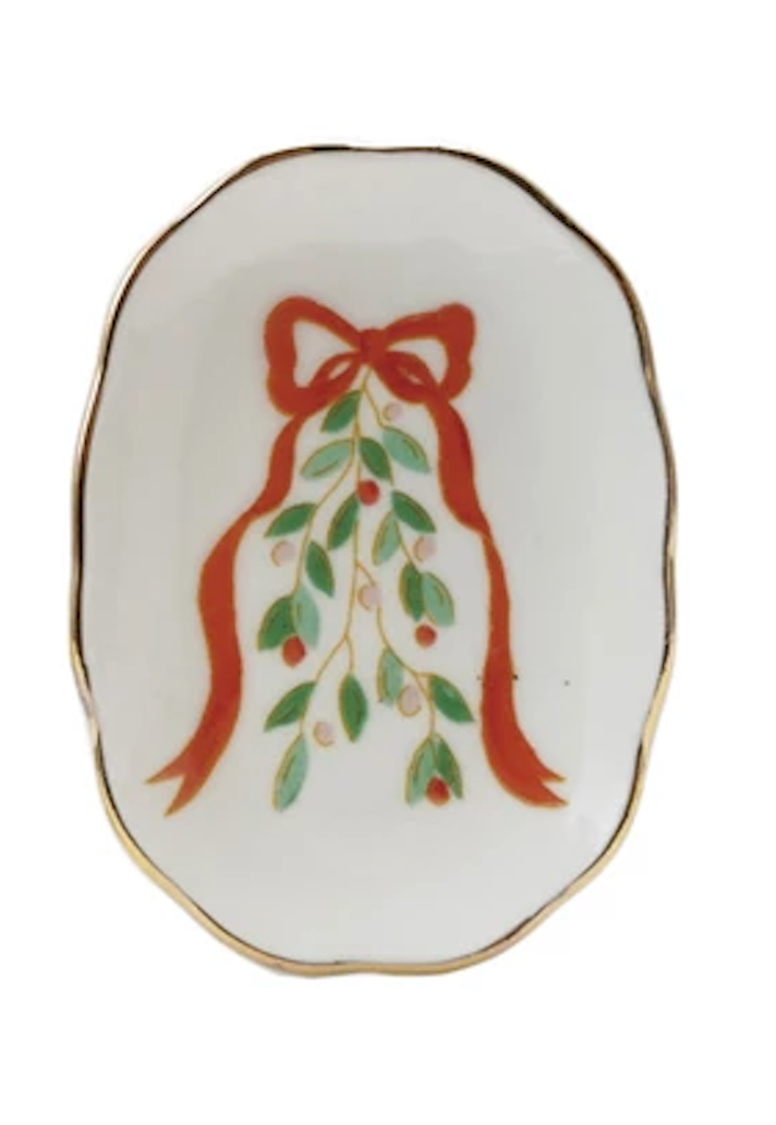 Holiday Stoneware Scalloped Dish