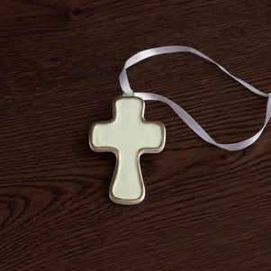 Encanto Athens Cross Pistachio Ornament