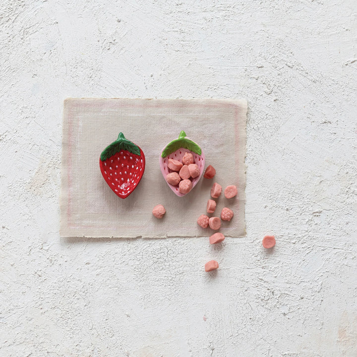Ceramic Strawberry Shaped Dish