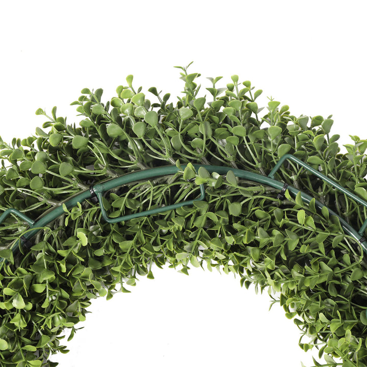 Boxwood Wreath, UV 19"