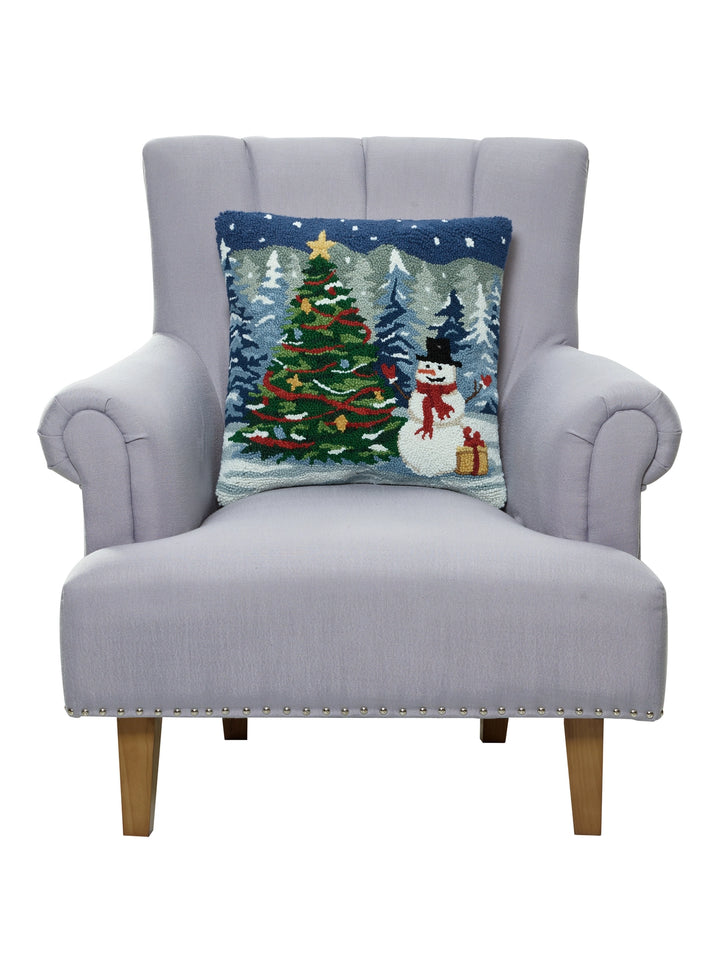 Snowy Tree w/Snowman Hook Pillow