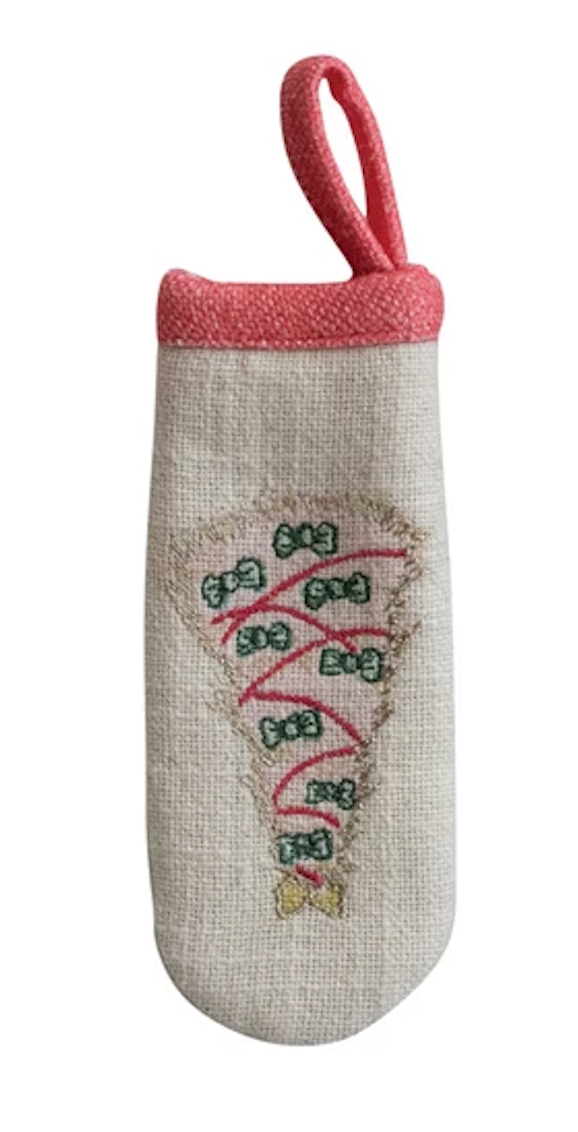 Pot Handle Cover w/Embroidered Christmas Tree