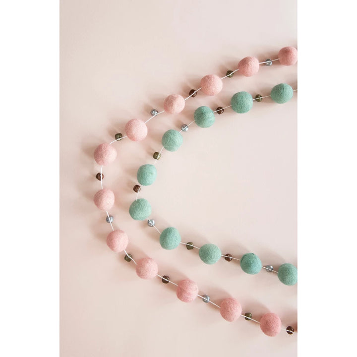 Felt Ball w/Bells Garland